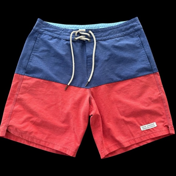 Fair Harbor Men’s 32 Red Blue Colorblock Board Shorts Swimsuit Swim Vacation - Picture 1 of 4